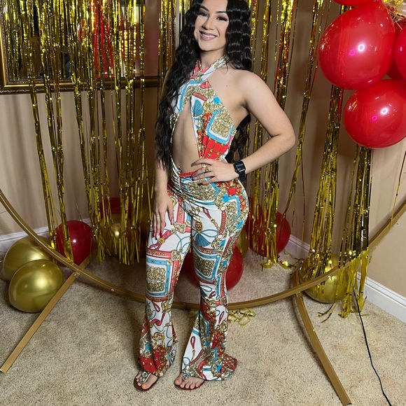 All outfits worn 1 time 30$ each - Picture 3 of 5